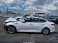 2018 Kia Optima — photo 14 of 16 | VIN 5XXGT4L39JG253613