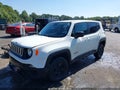 2017 Jeep Renegade — photo 2 of 17 | VIN ZACCJBAB9HPE76890