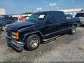 1995 GMC Sierra — photo 2 of 16 | VIN 2GTEC19K2S1535376