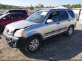 2005 Honda CR-V — photo 2 of 16 | VIN JHLRD78845C048379