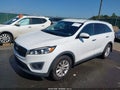 2016 Kia Sorento — photo 2 of 16 | VIN 5XYPG4A30GG161740