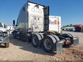 2016 Freightliner Cascadia 125 — photo 3 of 16 | VIN 1FUJGLDRXGLGV7905
