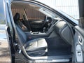 2015 Infiniti Q50 — photo 5 of 12 | VIN JN1BV7AR5FM395684