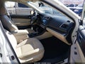 2017 Subaru Outback — photo 5 of 16 | VIN 4S4BSENC1H3425655