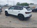 2025 Volkswagen Taos — photo 3 of 16 | VIN 3VV2C7B24SM009325