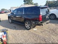 2018 Chevrolet Suburban — photo 3 of 17 | VIN 1GNSCHKC1JR390231