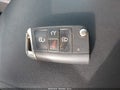 2018 Volkswagen Tiguan — photo 11 of 16 | VIN 3VV2B7AX0JM053482
