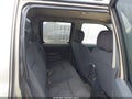2004 Nissan Frontier — photo 8 of 11 | VIN 1N6ED29Y44C418318