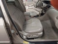 2000 Toyota Avalon — photo 5 of 16 | VIN 4T1BF28B0YU054519