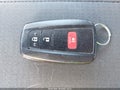 2018 Toyota Prius — photo 11 of 17 | VIN JTDKBRFU9J3057590