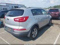 2011 Kia Sportage — photo 4 of 17 | VIN KNDPB3A25B7106934
