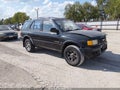 1999 Isuzu Rodeo — photo 1 of 11 | VIN 4S2CM58W4X4315026