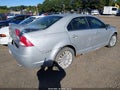 2010 Mercury Milan — photo 4 of 11 | VIN 3MEDM0L37AR627435