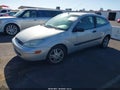 2000 Ford Focus — photo 2 of 11 | VIN 3FAFP3137YR238445