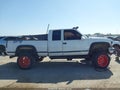 1998 Chevrolet Silverado 1500 — photo 10 of 13 | VIN 1GCEK19R6WR133745