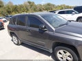 2016 Jeep Compass — photo 13 of 16 | VIN 1C4NJCBB6GD576455