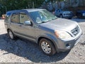 2005 Honda CR-V — photo 1 of 17 | VIN SHSRD789X5U329202