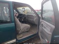 1998 Chevrolet Silverado 1500 — photo 5 of 11 | VIN 2GCEK19R3W1132996