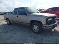 1998 Chevrolet C1500 — photo 1 of 12 | VIN 2GCEC19R5W1166015