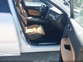 2019 Volvo XC60 — photo 5 of 17 | VIN LYV102RL7KB363057