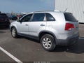 2011 Kia Sorento — photo 3 of 15 | VIN 5XYKT3A17BG155568
