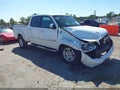 2006 Toyota Tundra — photo 1 of 16 | VIN 5TBDT44196S537712