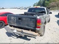 2001 Chevrolet Silverado 1500 — photo 4 of 15 | VIN 2GCEC19T311123913