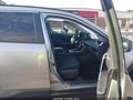 2021 Toyota RAV4 — photo 5 of 16 | VIN 2T3H1RFV2MW135604
