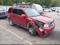2012 Ford Escape — photo 1 of 15 | VIN 1FMCU0EG1CKA43581