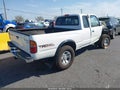 2000 Toyota Tacoma — photo 4 of 21 | VIN 4TAWN72N0YZ680773