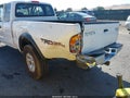 2000 Toyota Tacoma — photo 16 of 21 | VIN 4TAWN72N0YZ680773