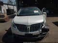 2014 Lincoln MKX — photo 13 of 17 | VIN 2LMDJ6JKXEBL02578
