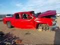 2018 Chevrolet Silverado 1500 — photo 13 of 18 | VIN 1GCRCREC2JZ123883