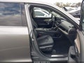 2026 Toyota Highlander — photo 5 of 16 | VIN 5TDACAB56TS073305