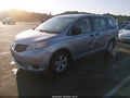 2011 Toyota Sienna — photo 2 of 18 | VIN 5TDKA3DC3BS006872