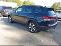 2024 Volkswagen Atlas — photo 3 of 16 | VIN 1V2KR2CA0RC530803