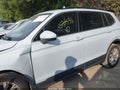 2019 Volkswagen Tiguan — photo 14 of 16 | VIN 3VV2B7AX4KM070531