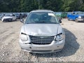 2005 Chrysler Town & Country — photo 12 of 17 | VIN 2C8GP64L25R325357