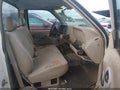 1998 Chevrolet C1500 — photo 5 of 10 | VIN 1GCEC14W9WZ171321