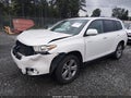 2011 Toyota Highlander — photo 2 of 19 | VIN 5TDDK3EH7BS047926