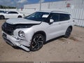 2023 Mitsubishi Outlander — photo 2 of 16 | VIN JA4J3VA83PZ049657