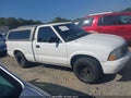 2003 GMC Sonoma — photo 13 of 16 | VIN 1GTCS14XX38248024