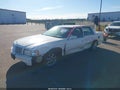 1997 Cadillac Deville — photo 2 of 11 | VIN 1G6KD54Y6VU290810