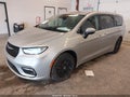 2023 Chrysler Pacifica — photo 2 of 16 | VIN 2C4RC1BG9PR553308