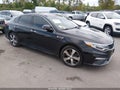 2020 Kia Optima — photo 1 of 16 | VIN 5XXGT4L32LG413396