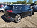 2017 Jeep Cherokee — photo 4 of 16 | VIN 1C4PJMCB3HW545635