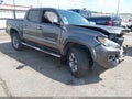2018 Toyota Tacoma — photo 1 of 16 | VIN 5TFEZ5CN8JX066109