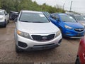 2011 Kia Sorento — photo 12 of 16 | VIN 5XYKT3A17BG026052