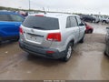 2011 Kia Sorento — photo 4 of 16 | VIN 5XYKT3A17BG026052