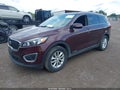 2017 Kia Sorento — photo 2 of 16 | VIN 5XYPGDA52HG316727
